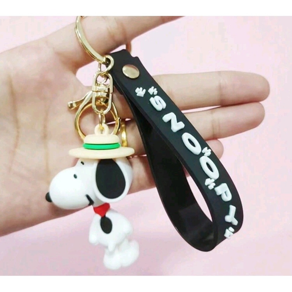 Brand New Peanuts Snoopy Fedora Hat Silicone Black 3D Charm Key chain Key ring